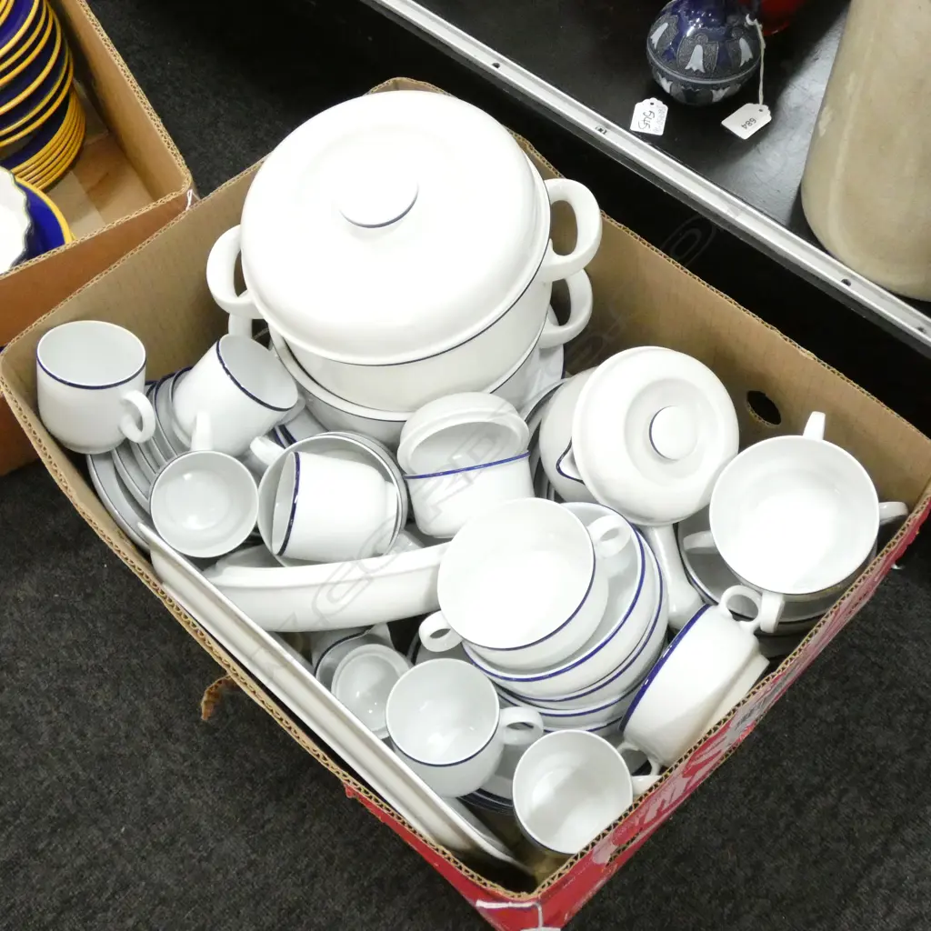 BOX LOT THOMAS GERMAN DINNER SERVICE Image 1++