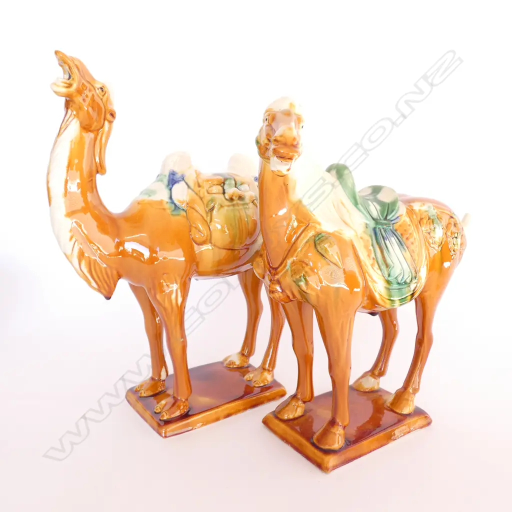TANG STYLE HORSE & CAMEL H. 320MM Image 1++