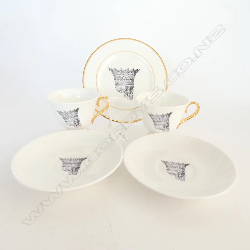MELODY ROSE CROWNED SKULL 2 CUPS 2 SAUCERS & 1 PLATE Image 1++