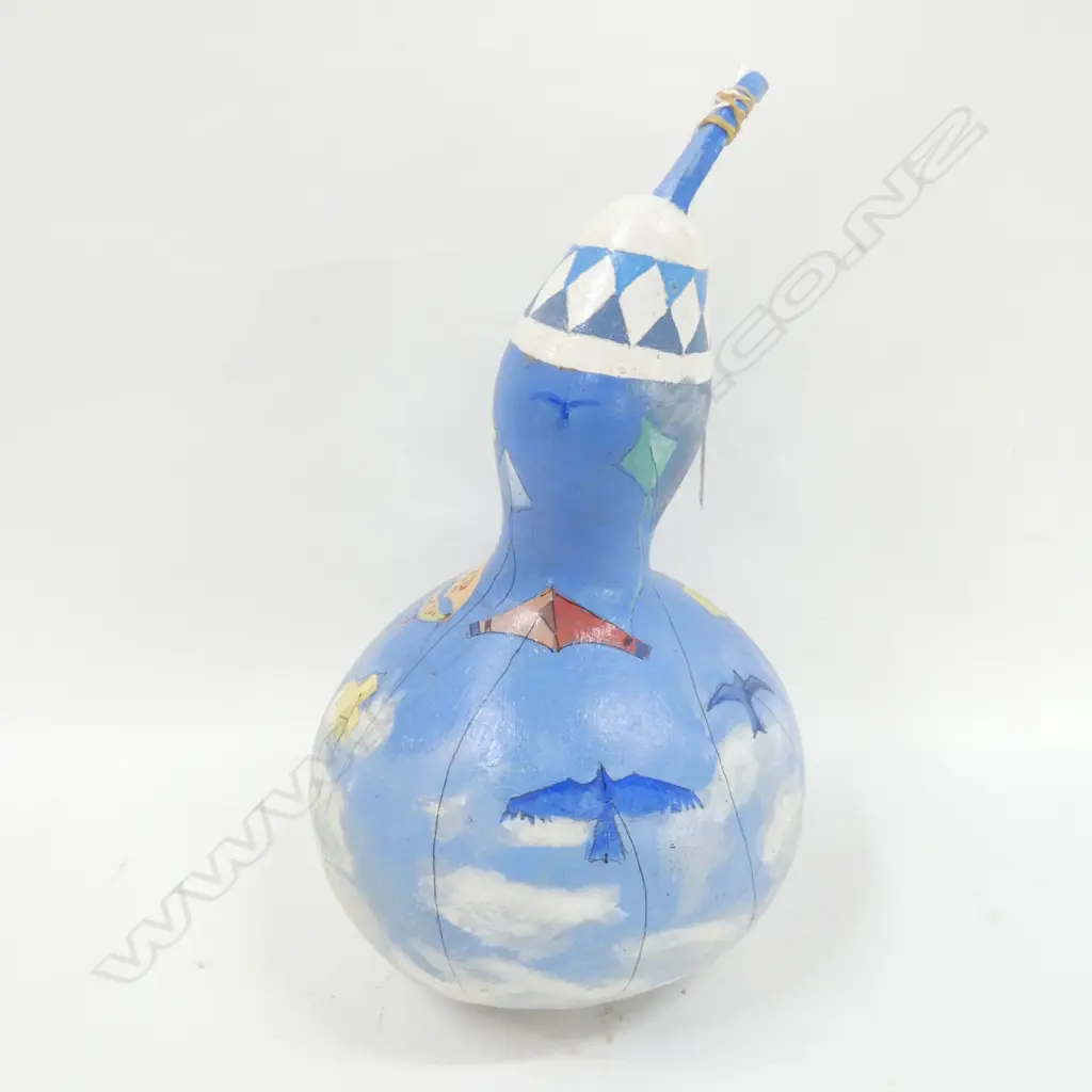 GOURD PAINTED WITH KITES. SIGNED ‘JAG 2009’. Image 1++