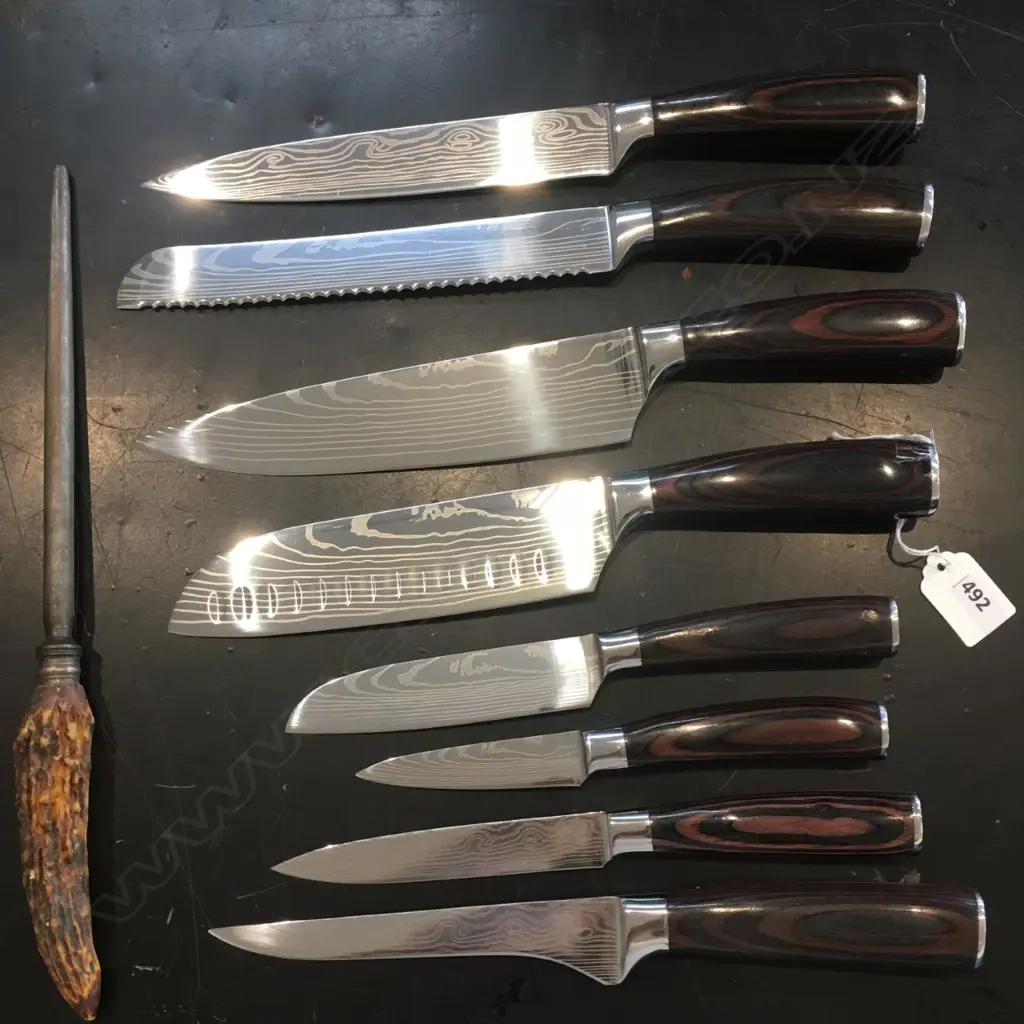 8 JAPANESE CHEF'S KNIVES & ANTLER HANDLED STEEL IN KNIFE BLOCK Image 1++