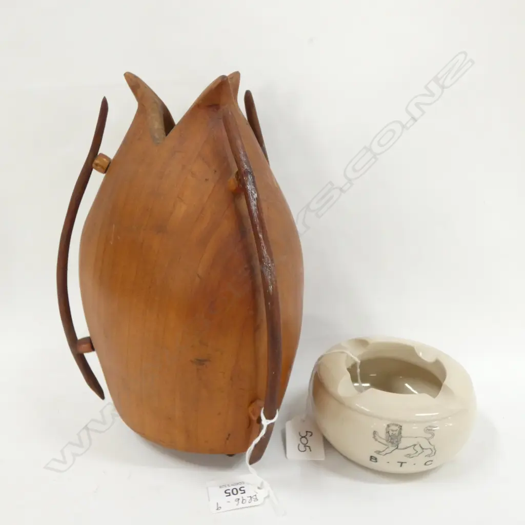 ARTS AND CRAFTS STYLE VASE AND A DOULTON B.T.C. STONEWARE ASHTRAY TALLEST 230MM Image 1++