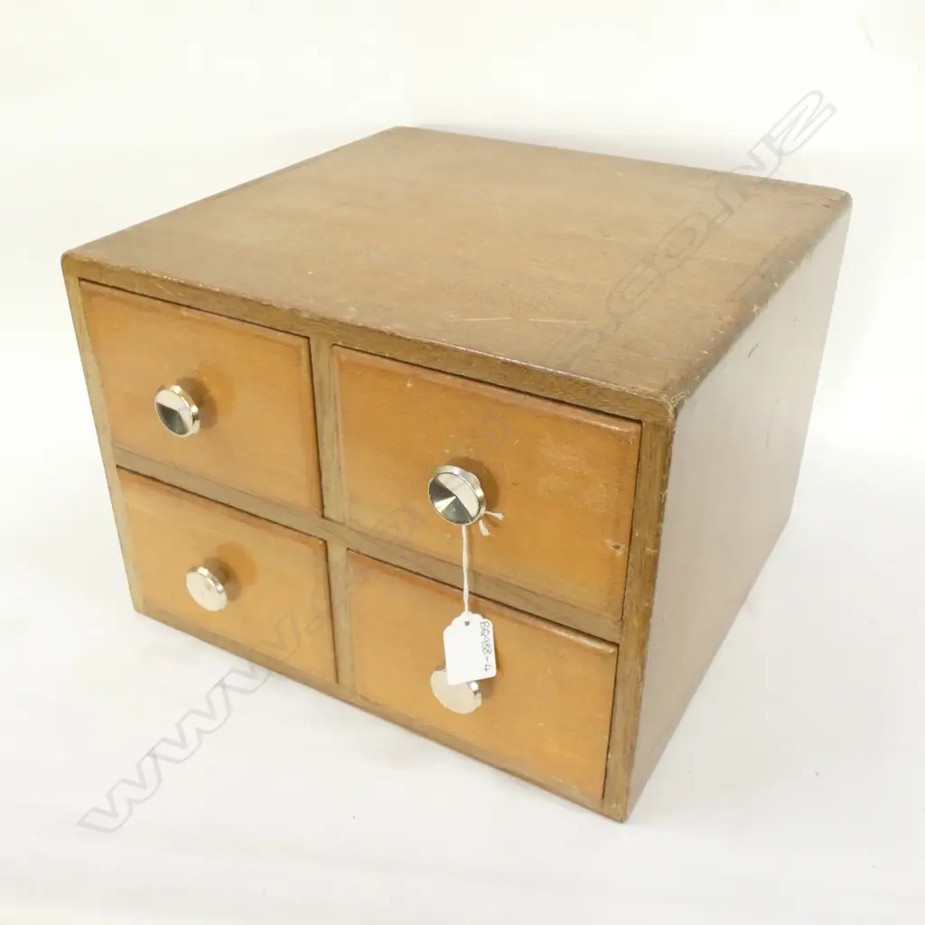 SMALL JAPANESE COLLECTOR'S/SEWING TANSU CHEST - 4 DRAWER 335 X 320 X 220MM Image 1++