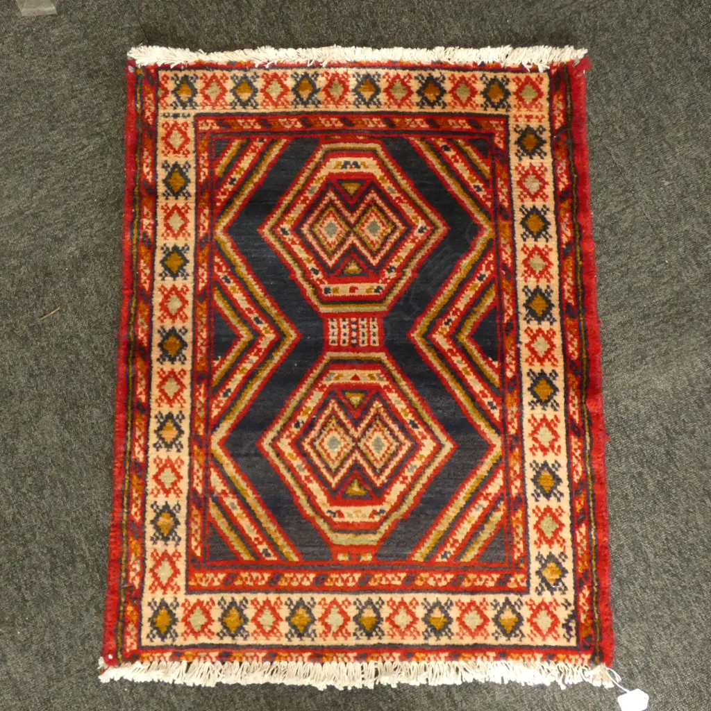 (37A) PERSIAN H/KNOTTED TORKAMAN RUG 800 x 650 mm Image 1++
