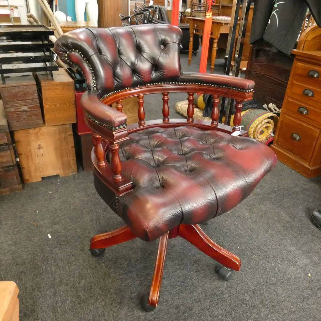 LEATHER OFFICE CHAIR AF Image 1++