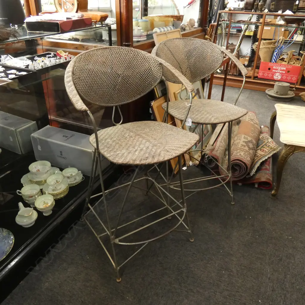 PAIR OF MID-CENTURY YAMAKAWA RATTAN STOOLS... Image 1++