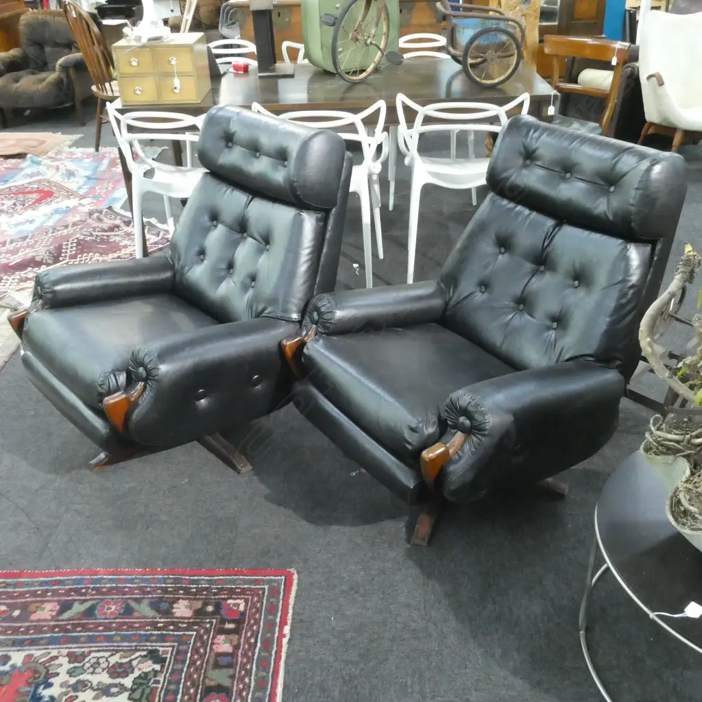 PR BLACK VINYL SWIVEL CHAIRS  Image 1++
