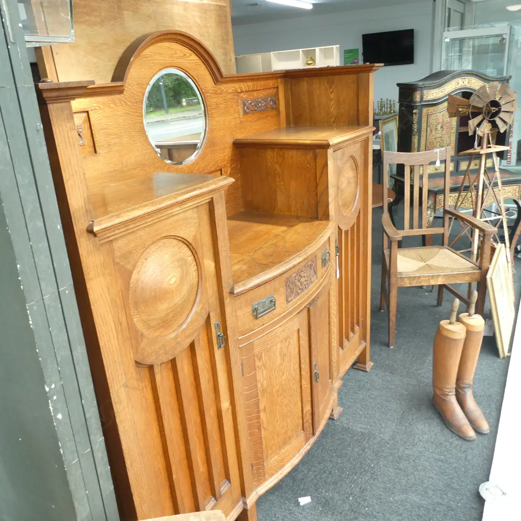 OAK ARTS & CRAFT DRESSER... Image 1++