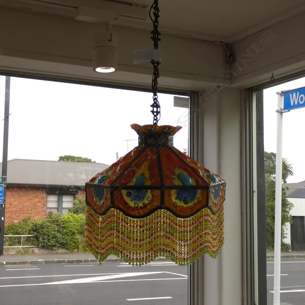 ARTS & CRAFTS STYLE LAVA GLASS LIGHTSHADE Image 1++