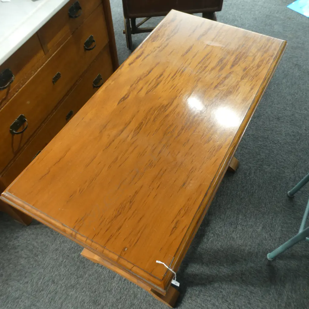 COLONIAL REFECTORY SIDE TABLE; SOLID MOTTLED KAURI TOP... Image 1++