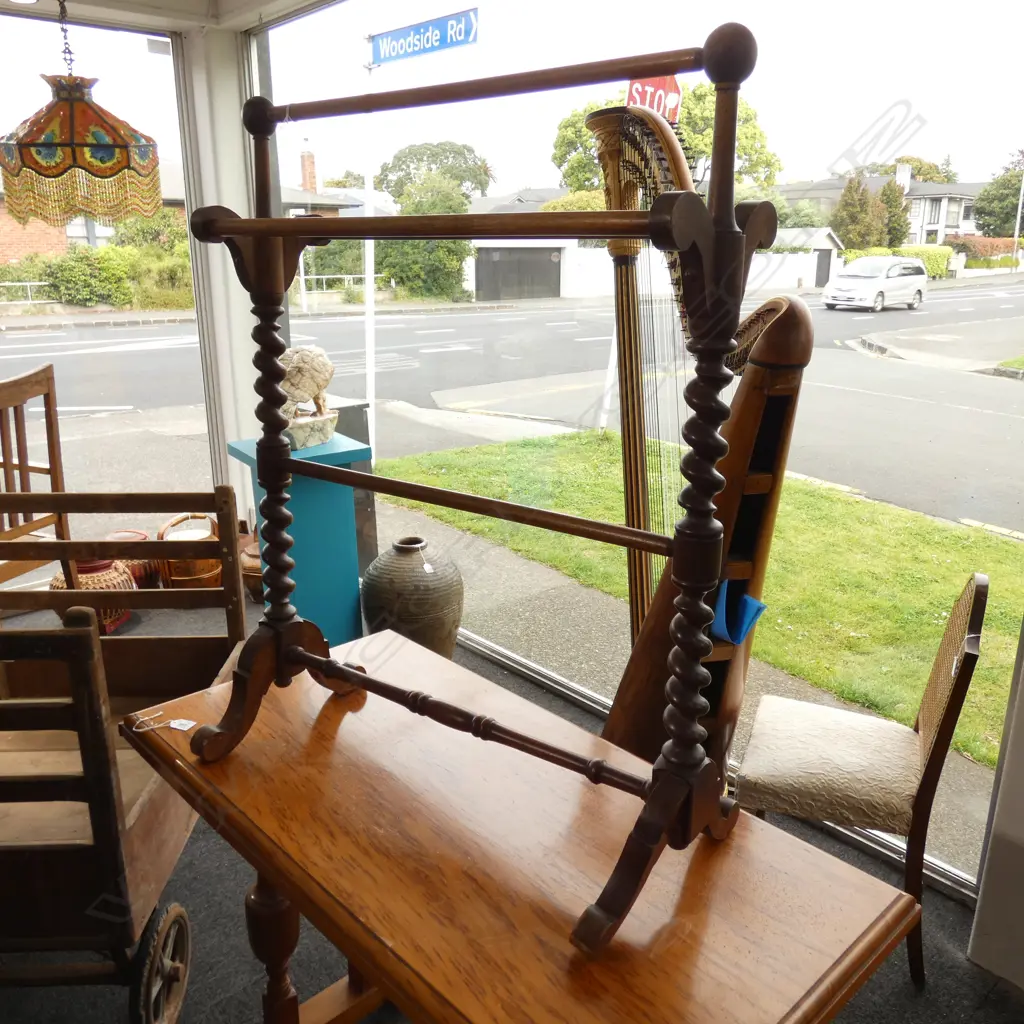 VICTORIAN MAHOGANY TOWEL RAIL BARLEY TWIST Image 1++