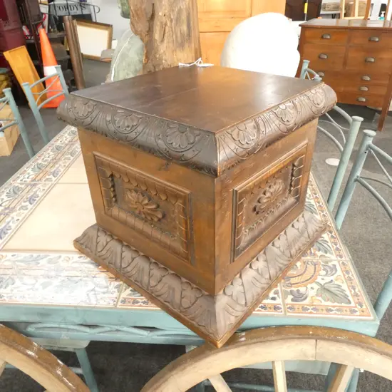 CARVED WOODEN PLINTH 