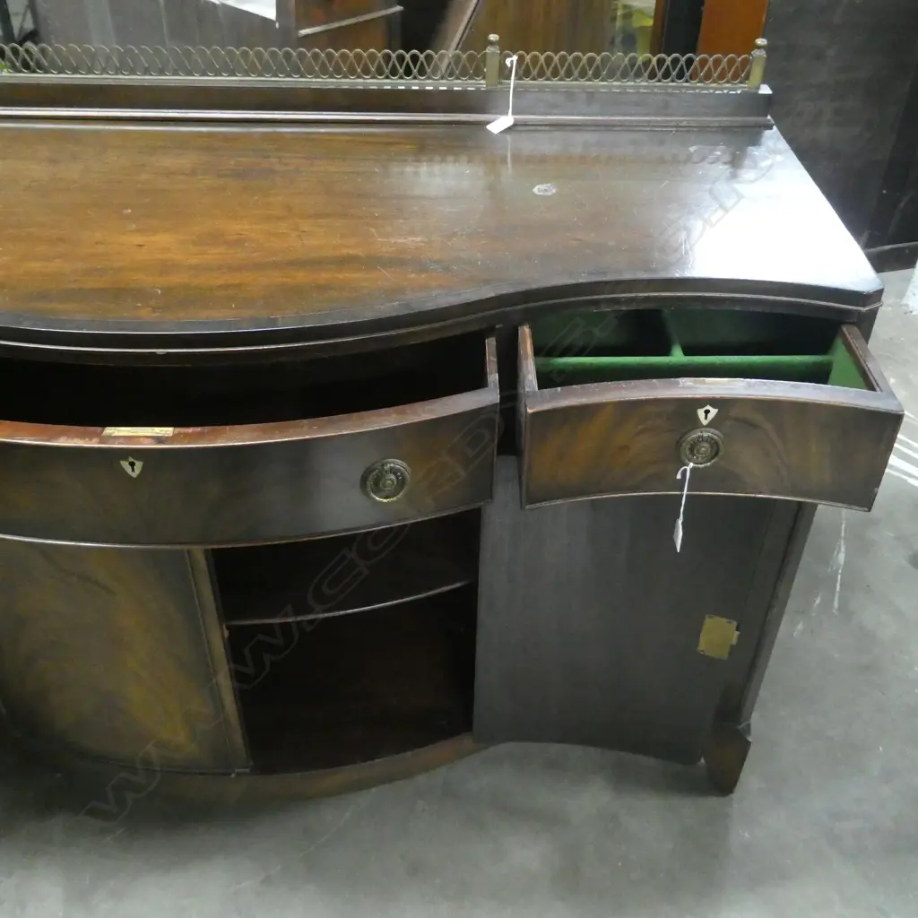 MAHOGANY SERPENTINE SIDEBOARD WITH GALLERIED BACK W 1540 MM Image 1++