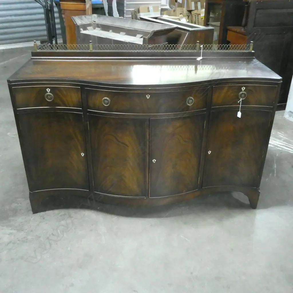 MAHOGANY SERPENTINE SIDEBOARD WITH GALLERIED BACK W 1540 MM Image 1++