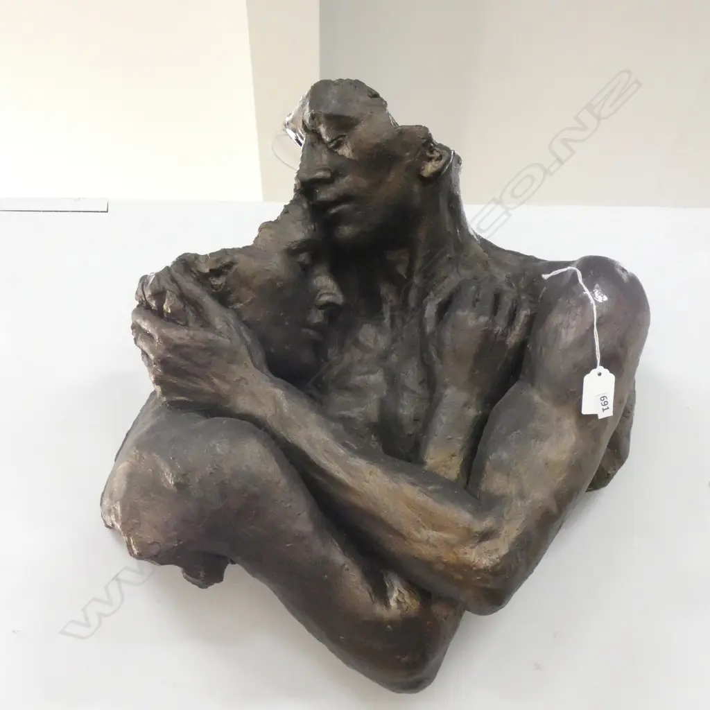 CAST & GOLD PAINTED STYLISED SCULPTURE EMBRACING FIGURES Image 1++