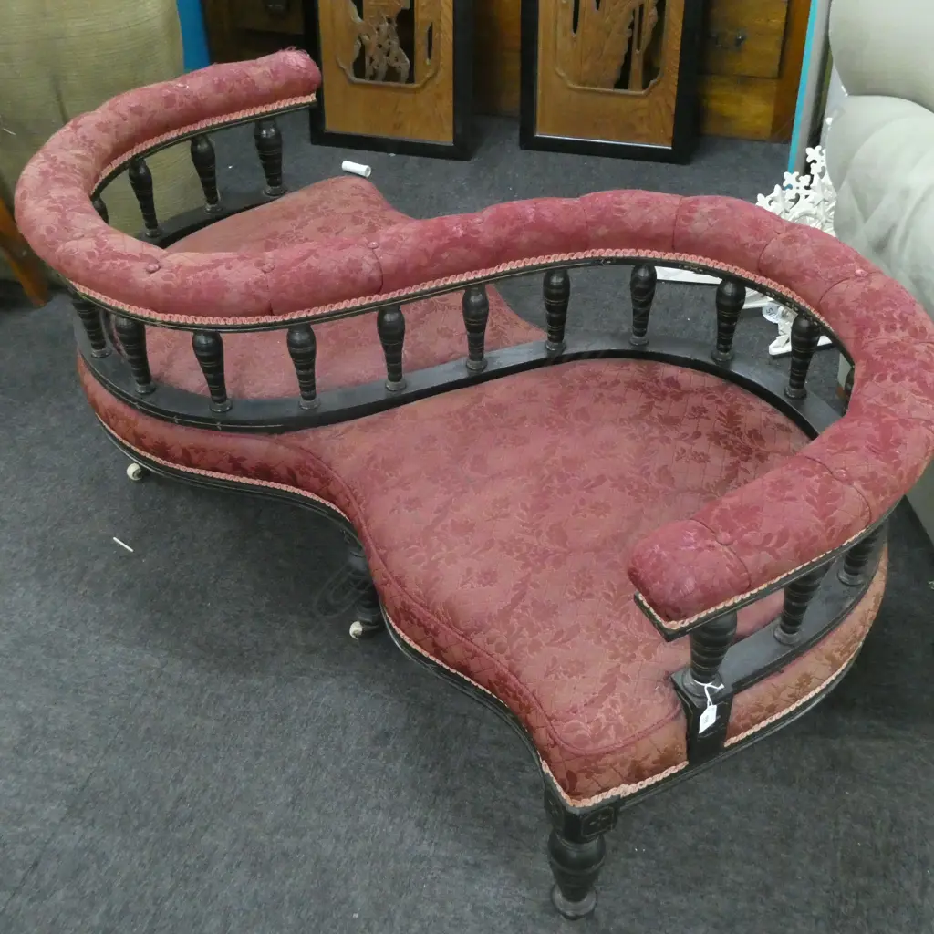 VICTORIAN LOVE SEAT / CONVERSATION SOFA L. 1370MM Image 1++