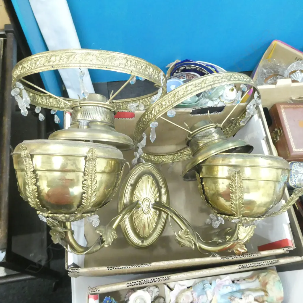 BOX LOT ELECTRIFIED 2 ARM KEROSENE WALL LIGHT  Image 1++
