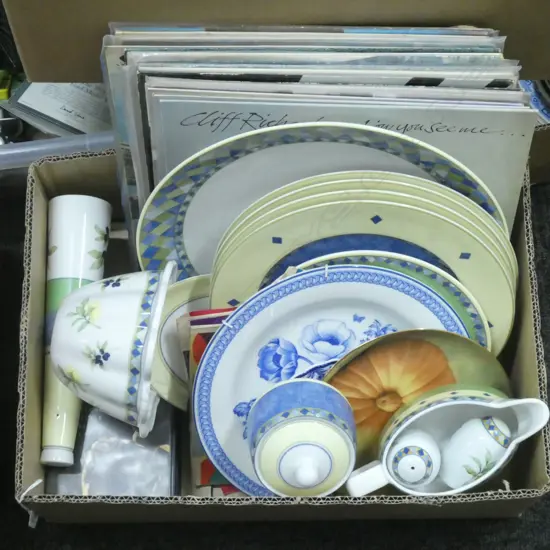 BOX LOT MODERN R/DOULTON DINNERWARE, CLIFF RICHARD VINYLS
