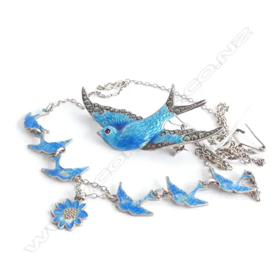 (19659) VINTAGE SILVER ENAMEL BIRD BROOCH & NECKLACE...