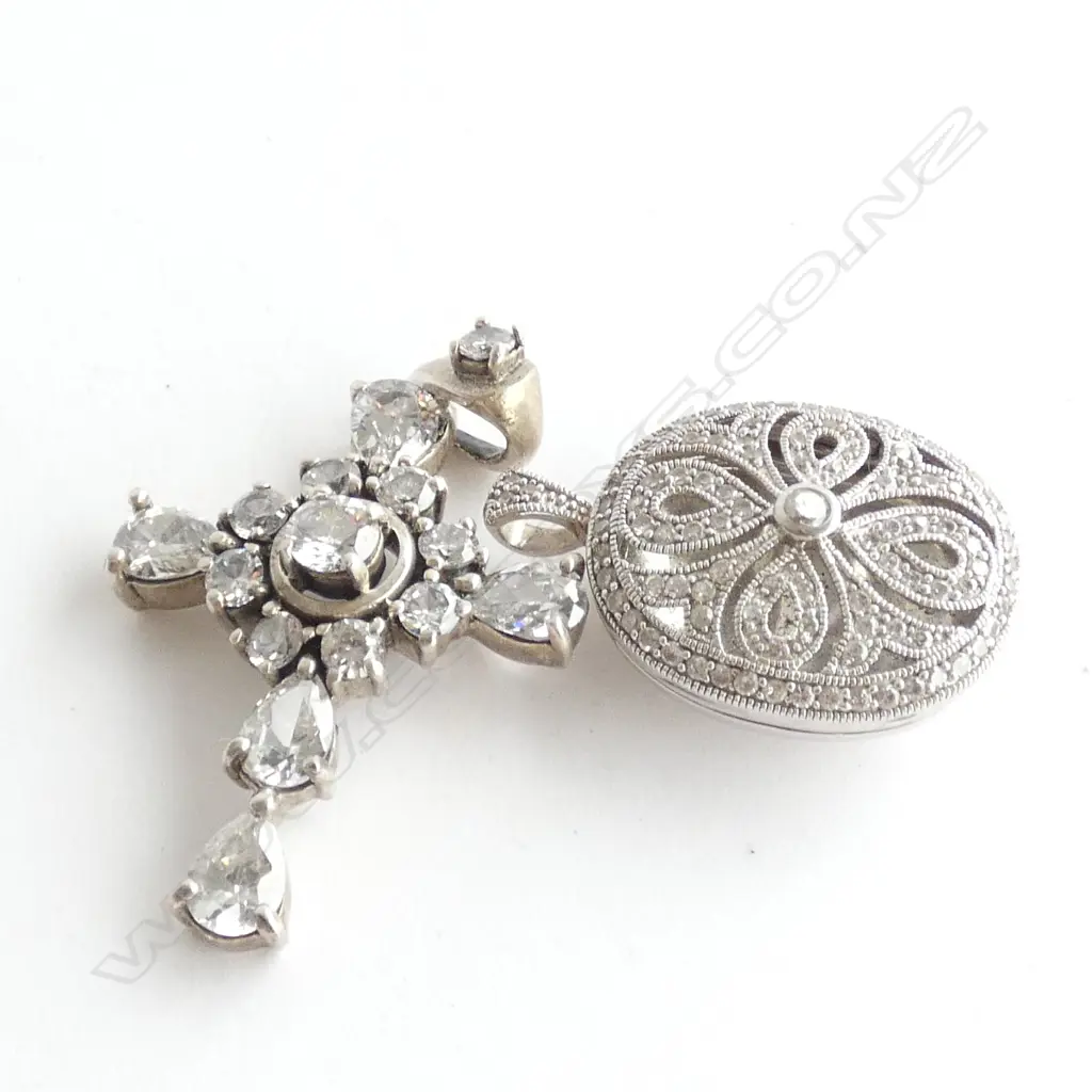 2 STG & CZ PENDANTS; CROSS & OVAL LOCKET Image 1++