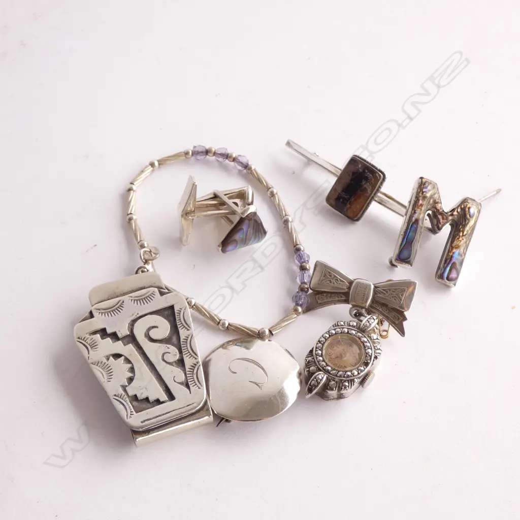 7 PCES ASST. STG SILVER JEWELLERY 68 GRAMS Image 1++