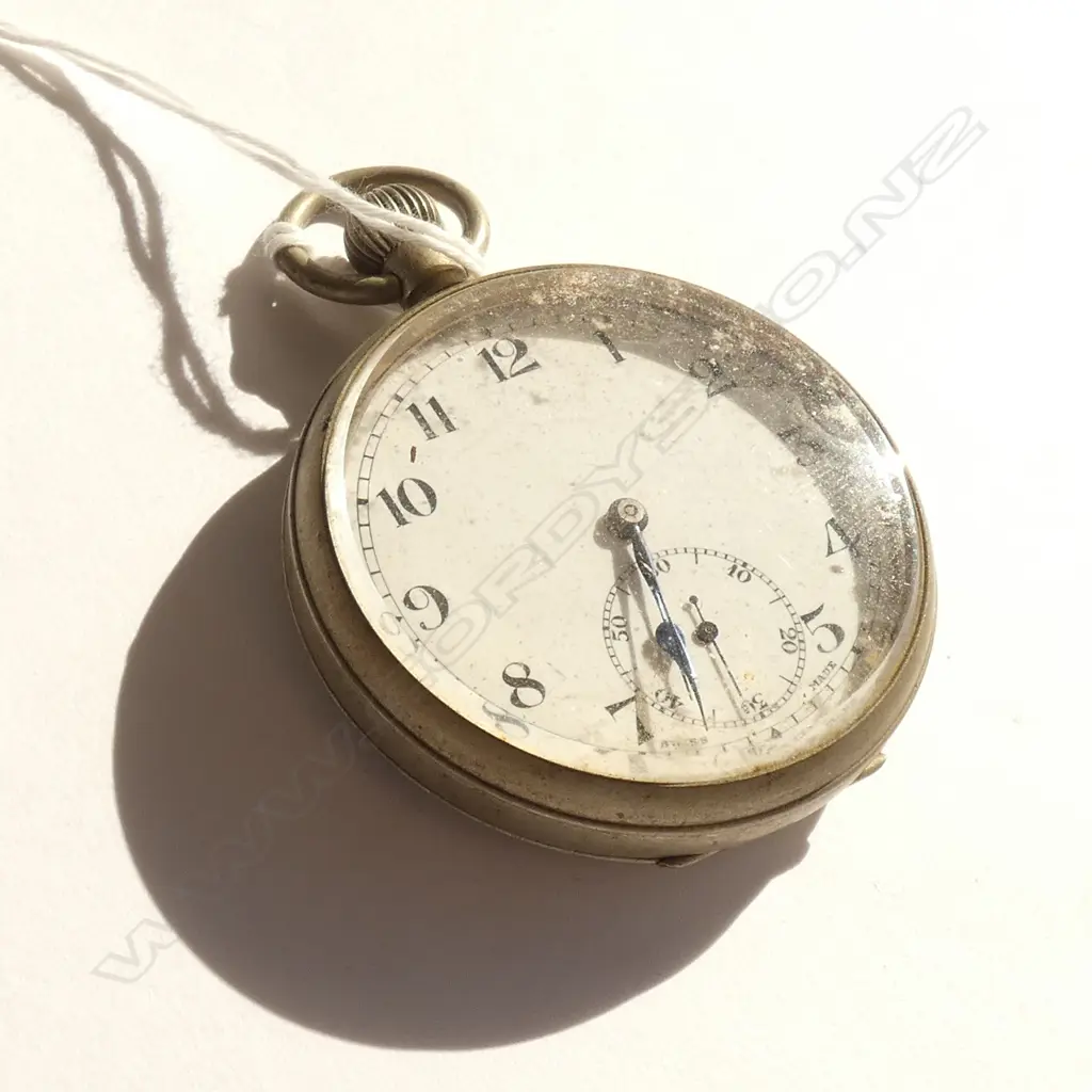 VINTAGE POCKETWATCH AF Image 1++