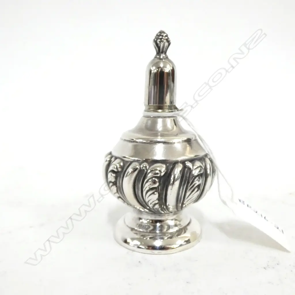 AMERICAN SILVER PLATE TABLE LIGHTER (W.W.) Image 1++