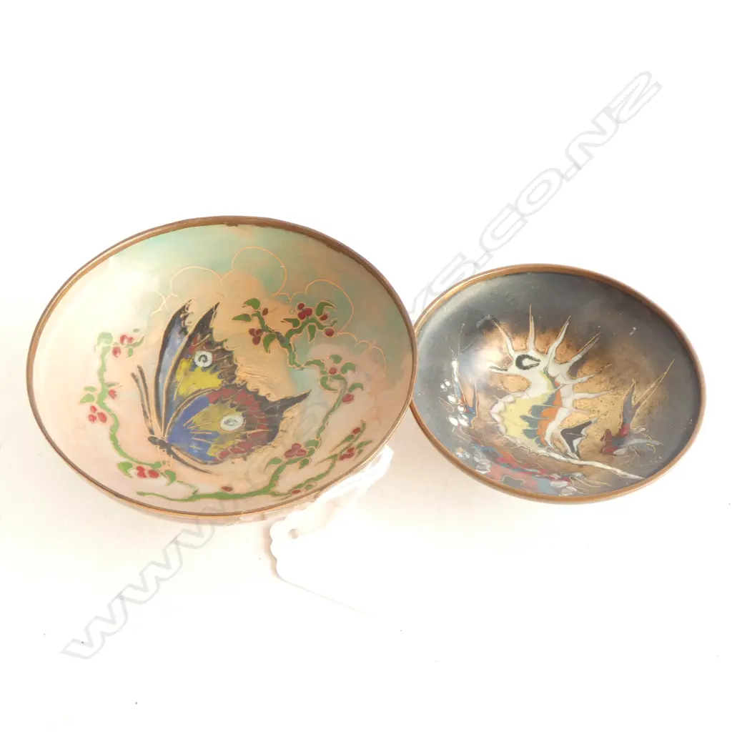 2 ENAMELLED HANDPAINTED COPPER DISHES; BUTTERFLY & SEAHORSE 10mm dia Image 1++