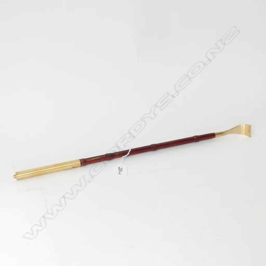 CHINESE ROSEWOOD AND BRASS BACK SCRATCHER L 460 MM Image 1++