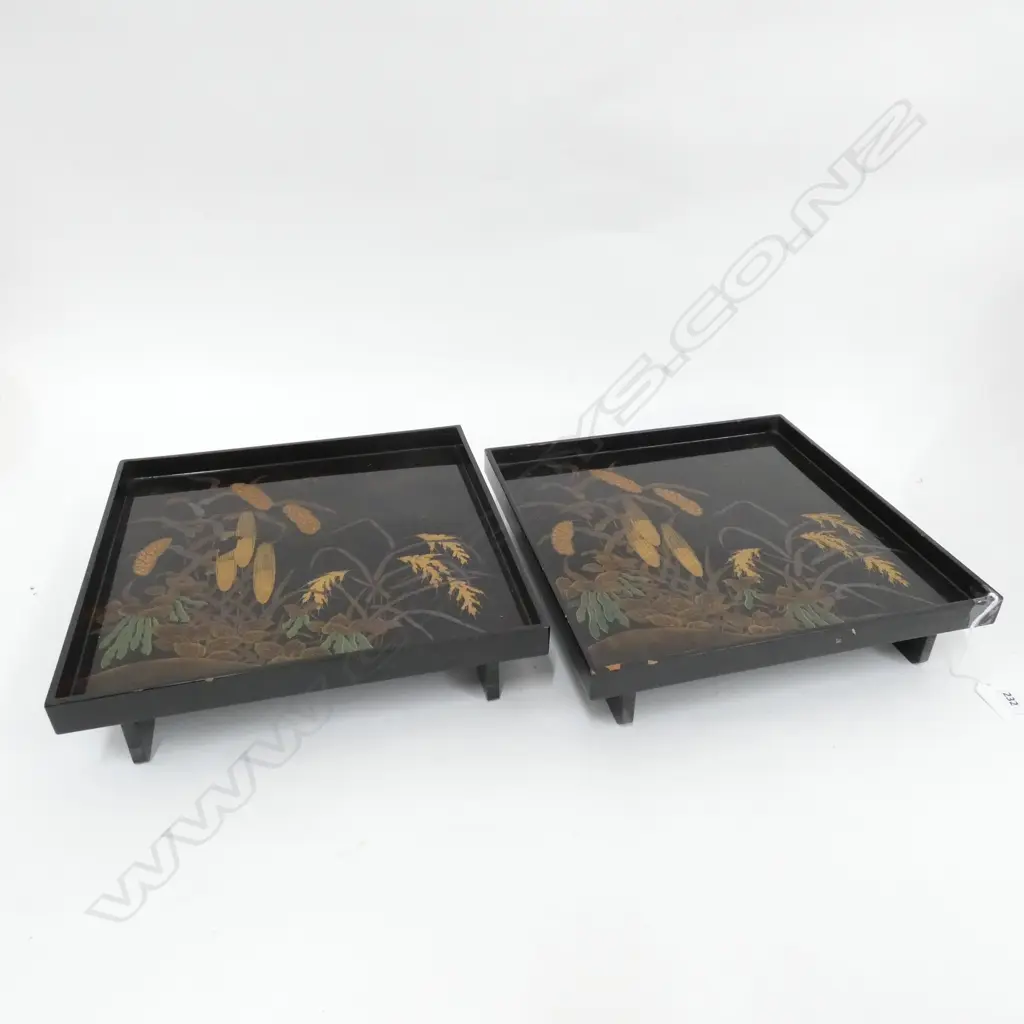 PR EDO PERIOD JAPANESE LACQUERED CEDAR TRAYS - HAND APPLIED MAKI-E PAINTINGS IN GOLD Image 1++