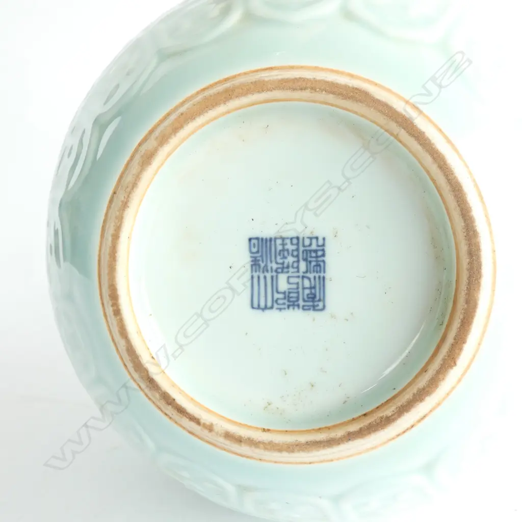 CHINESE QIANLONG LONGQUAN STYLE CELADON VASE H. 310MM... Image 1++