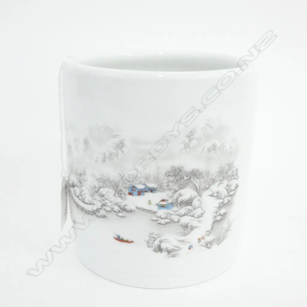 CHINESE PORCELAIN BRUSH POT H 130 MM Image 1++