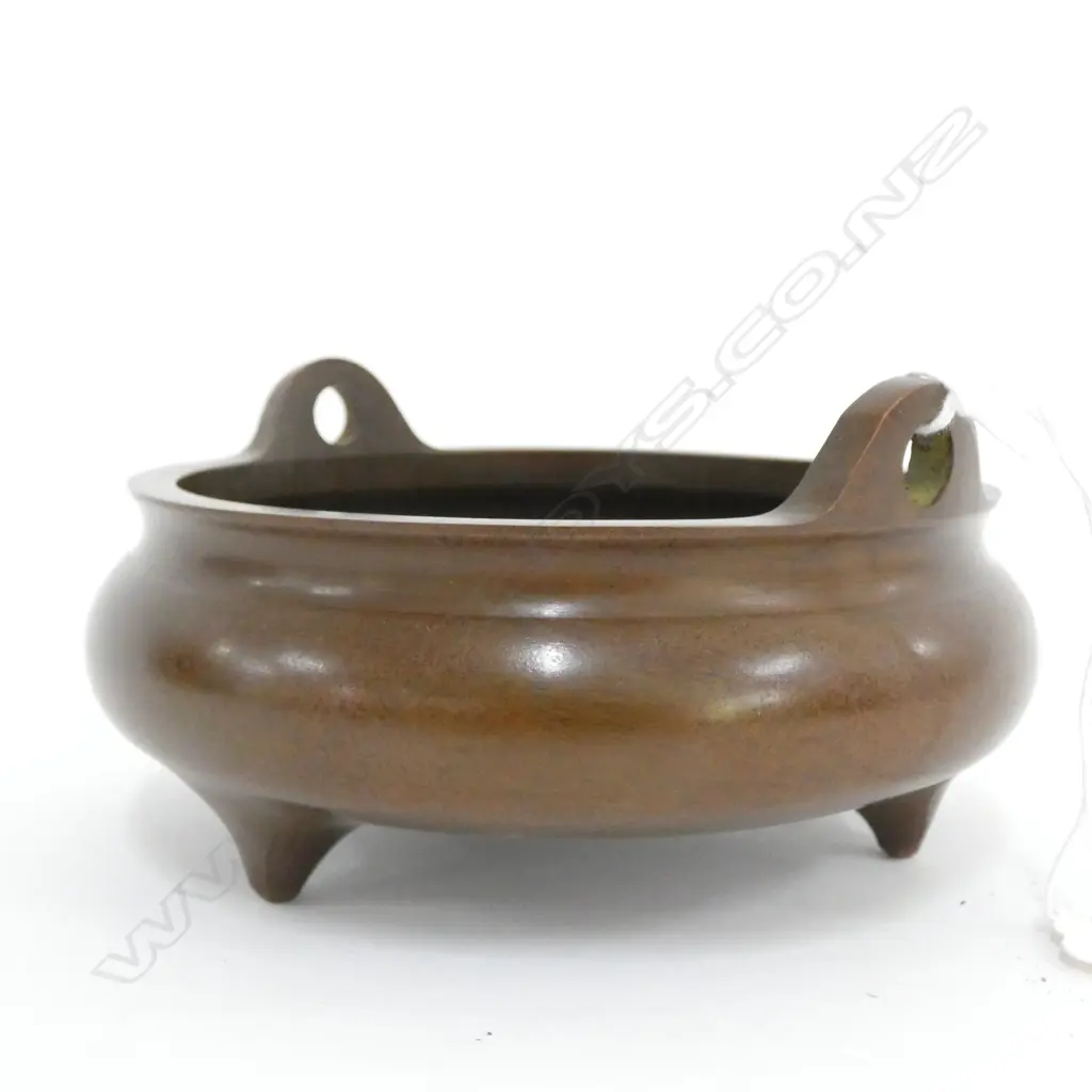 CHINESE BRONZE INCENSE BURNER D 130 MM Image 1++