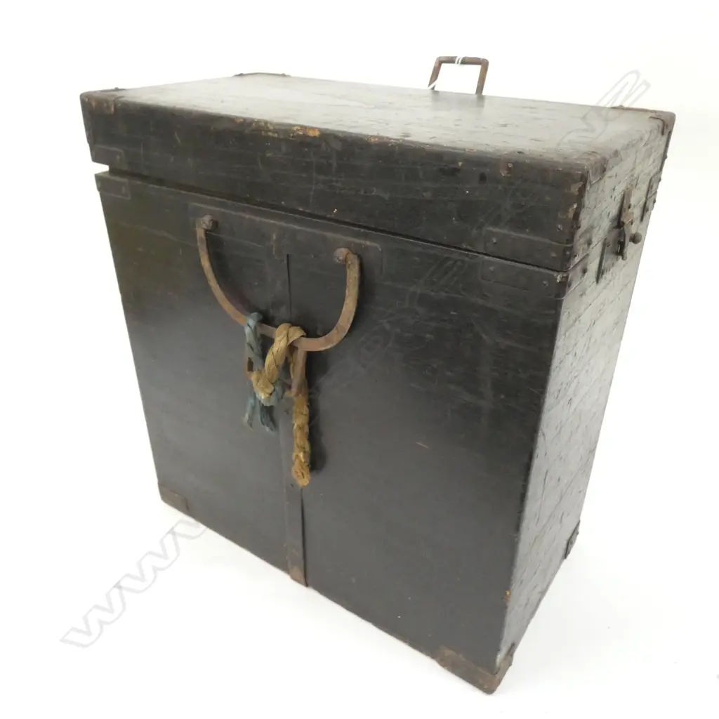 SMALL OLD JAPANESE DEEP WOODEN 1- COMPARTMENT CHEST 385 X 200 X 400MM Image 1++