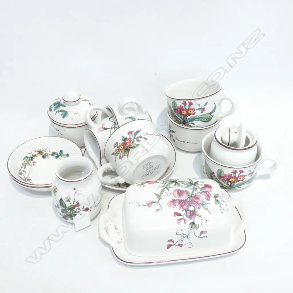 13 PCS VILLEROY & BOCH BOTANICA, CUPS / SAUCERS/ JAM & SUGAR / DISHES / JUGS & BUTTER DISH  Image 1++