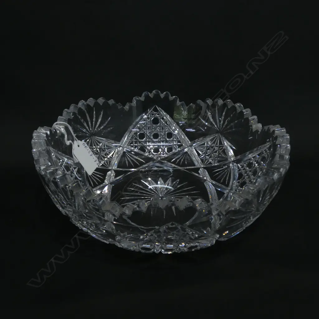 CUT CRYSTAL BOWL - DIA 230MM Image 1++
