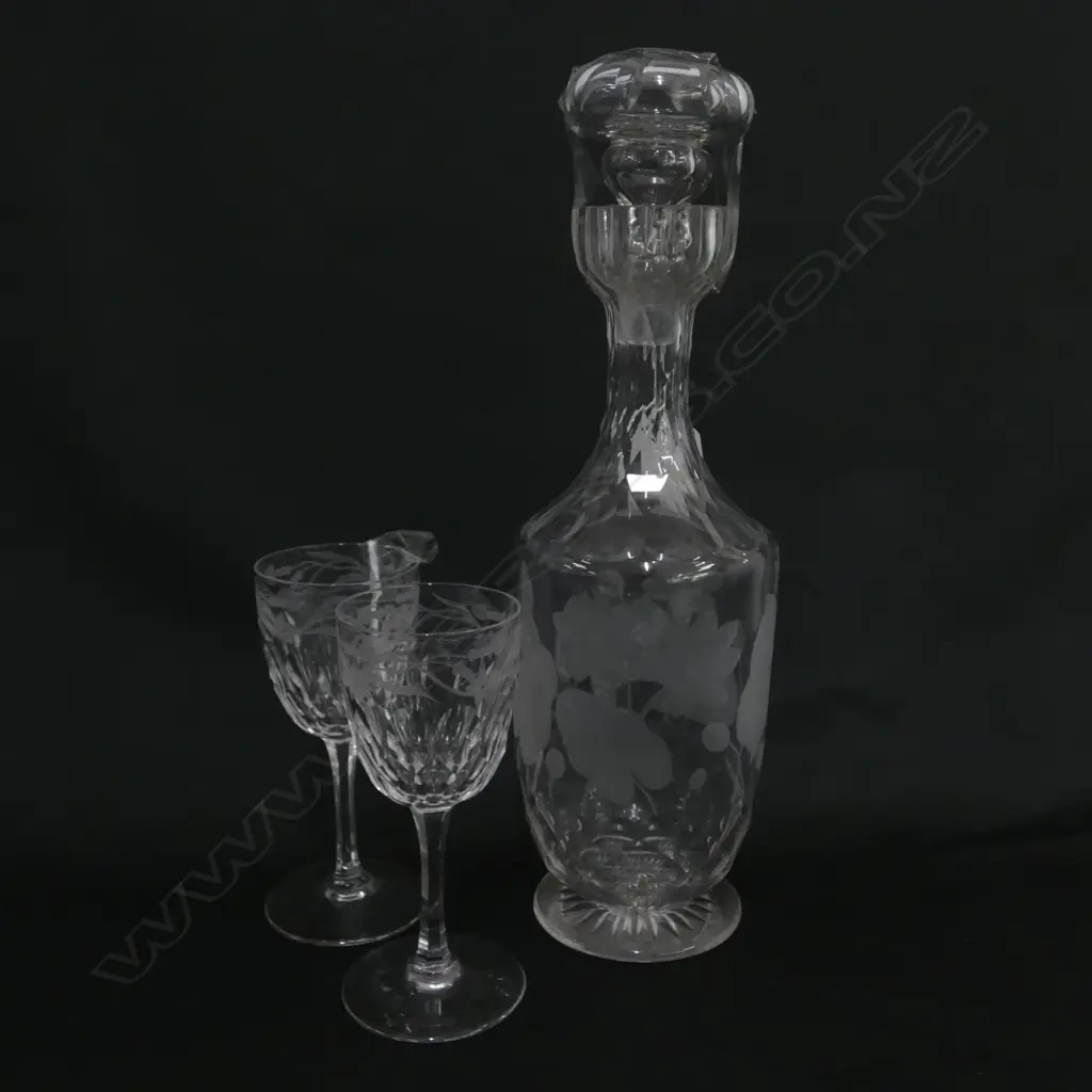 ART NOVEAU ETCHED DECANTER AND & PR OF GLASSES  Image 1++