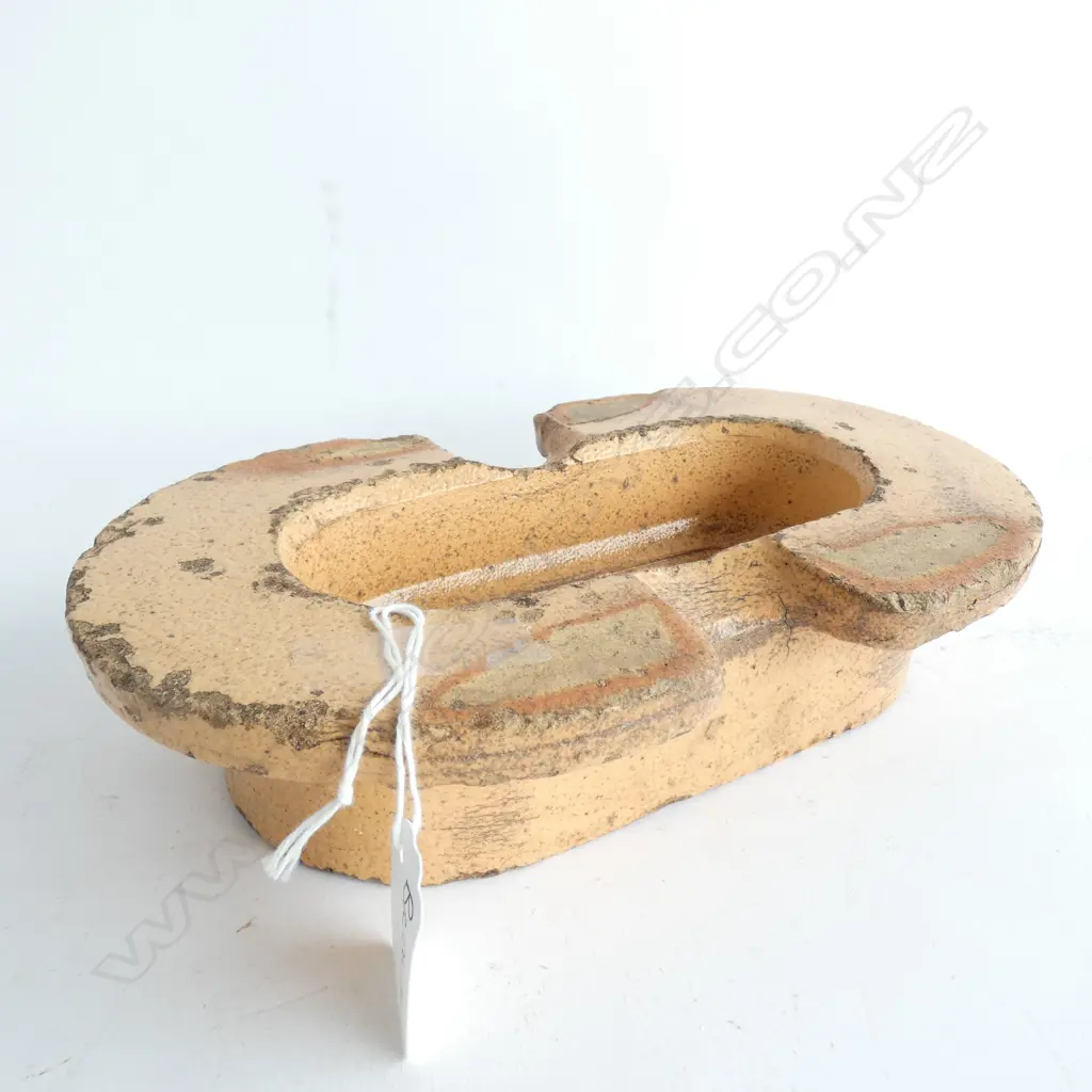 CRUM POTTERY NEW LYNN BRICK L. 225mm. Image 1++