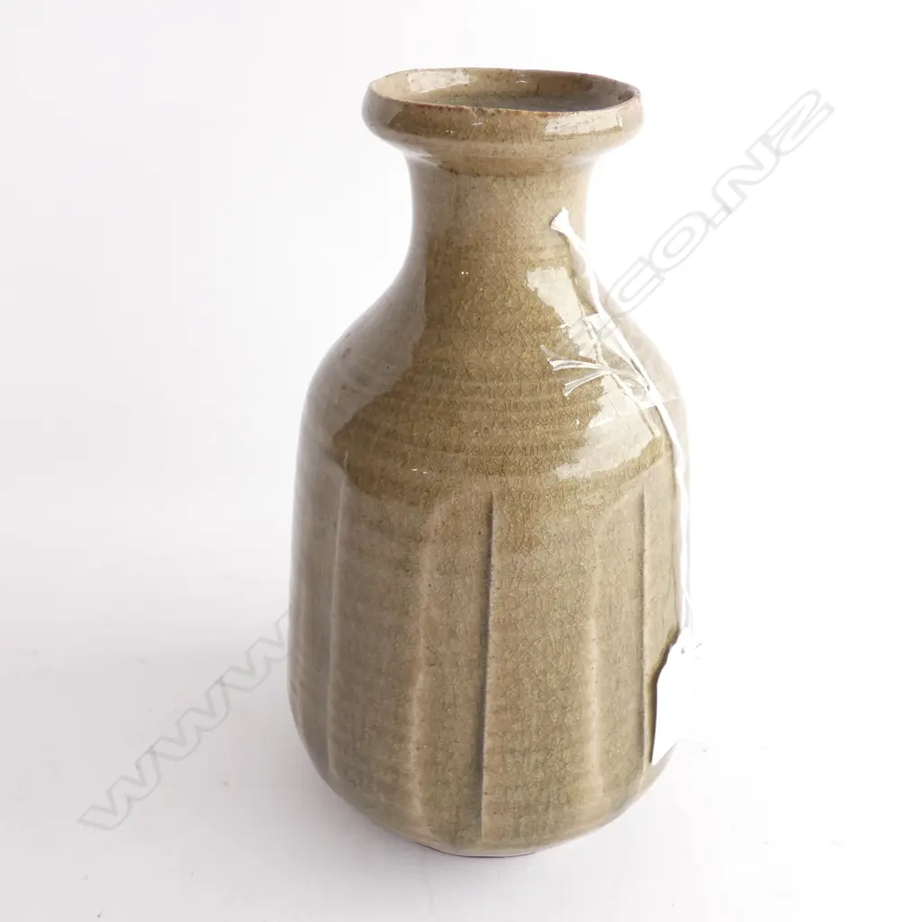 CRACKLE GLAZE CELADON VASE H. 200MM Image 1++