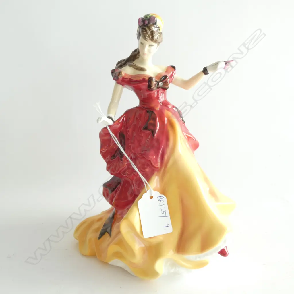 R/DOULTON FIGURINE 'BELLE' H. 210MM Image 1++