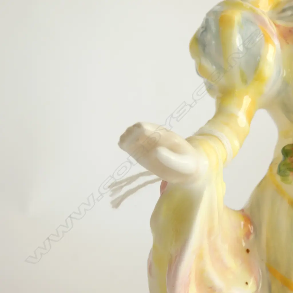 2 R/DOULTON FIGURINES 'KATHERINE' HN3708 H.230mm + 'PRIMROSE' HN3710 MINOR LOSS TO FINGERTIPS Image 1++