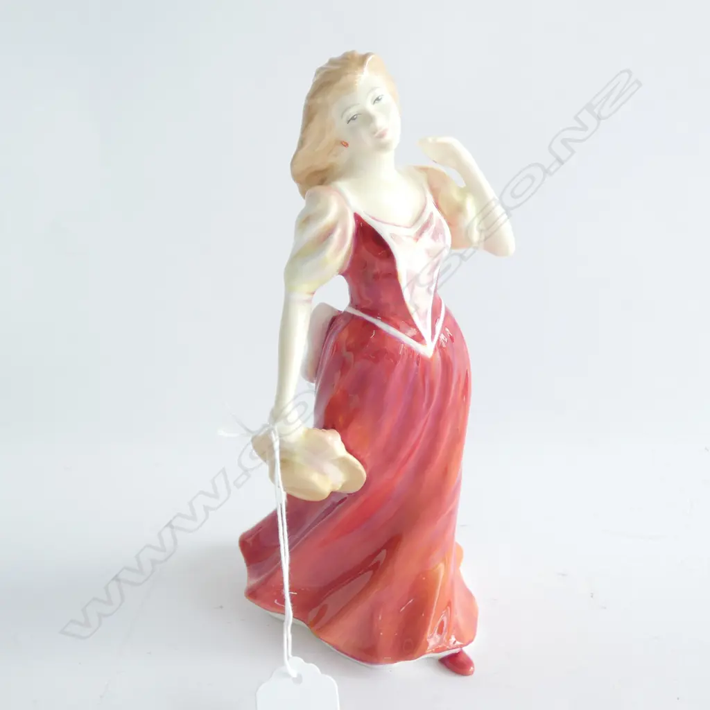 R/DOULTON FIGURINE 'STROLLING' HN3775 H. 195mm Image 1++