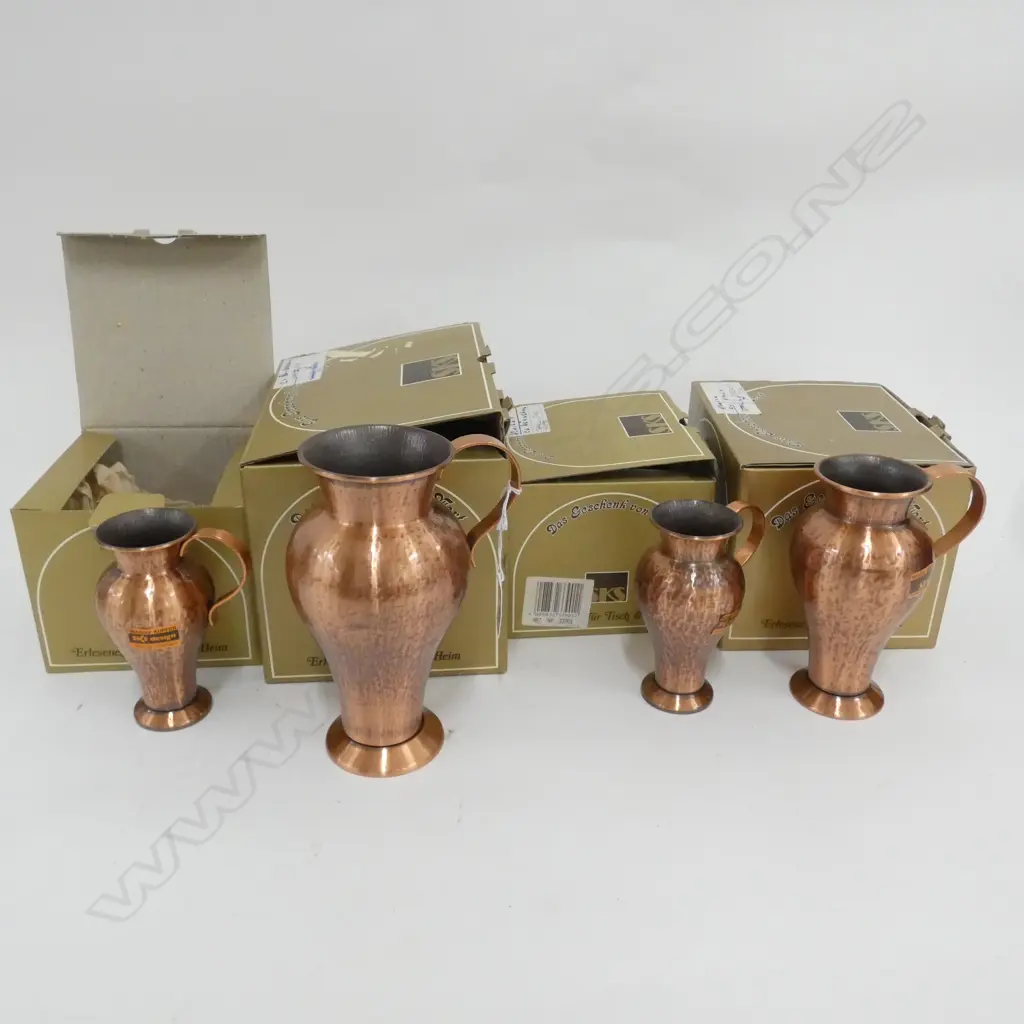 SET 4 SKS DUTCH COPPER JUGS - IN ORIGINAL BOXES; LARGEST H. 180MM Image 1++