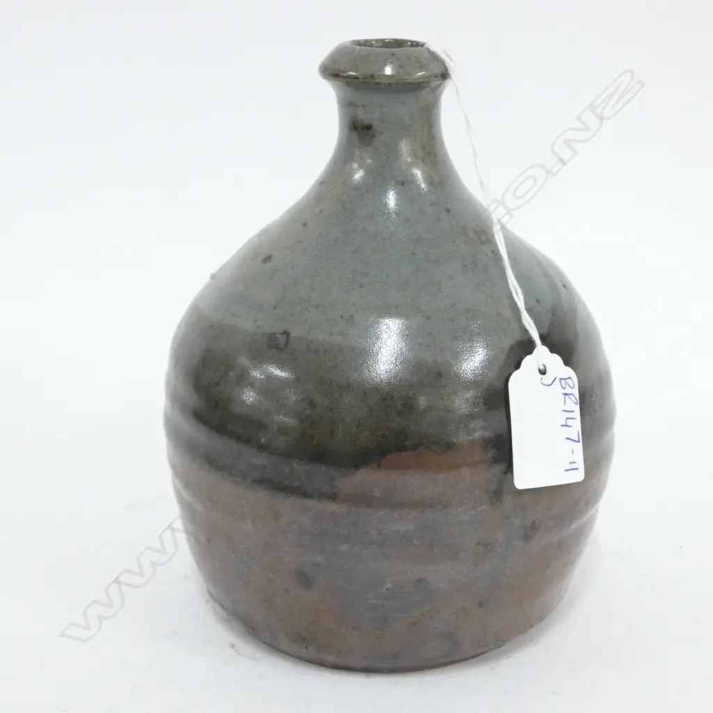 PAUL TOBIN BOTTLE VASE H.170mm IMPRESSED MARK Image 1++