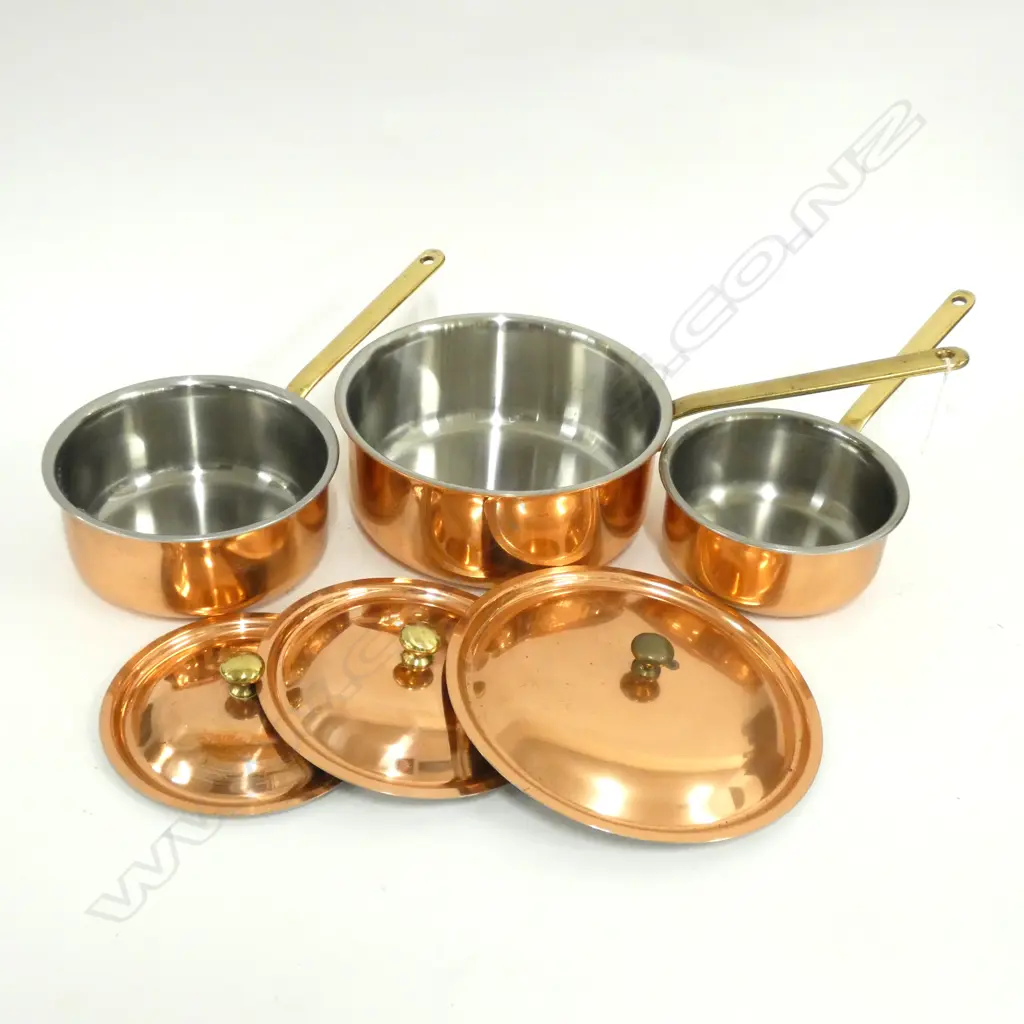 SET 3 SWISS COPPER CULINOX SAUCEPANS WITH LIDS. LARGEST DIA 220MM Image 1++