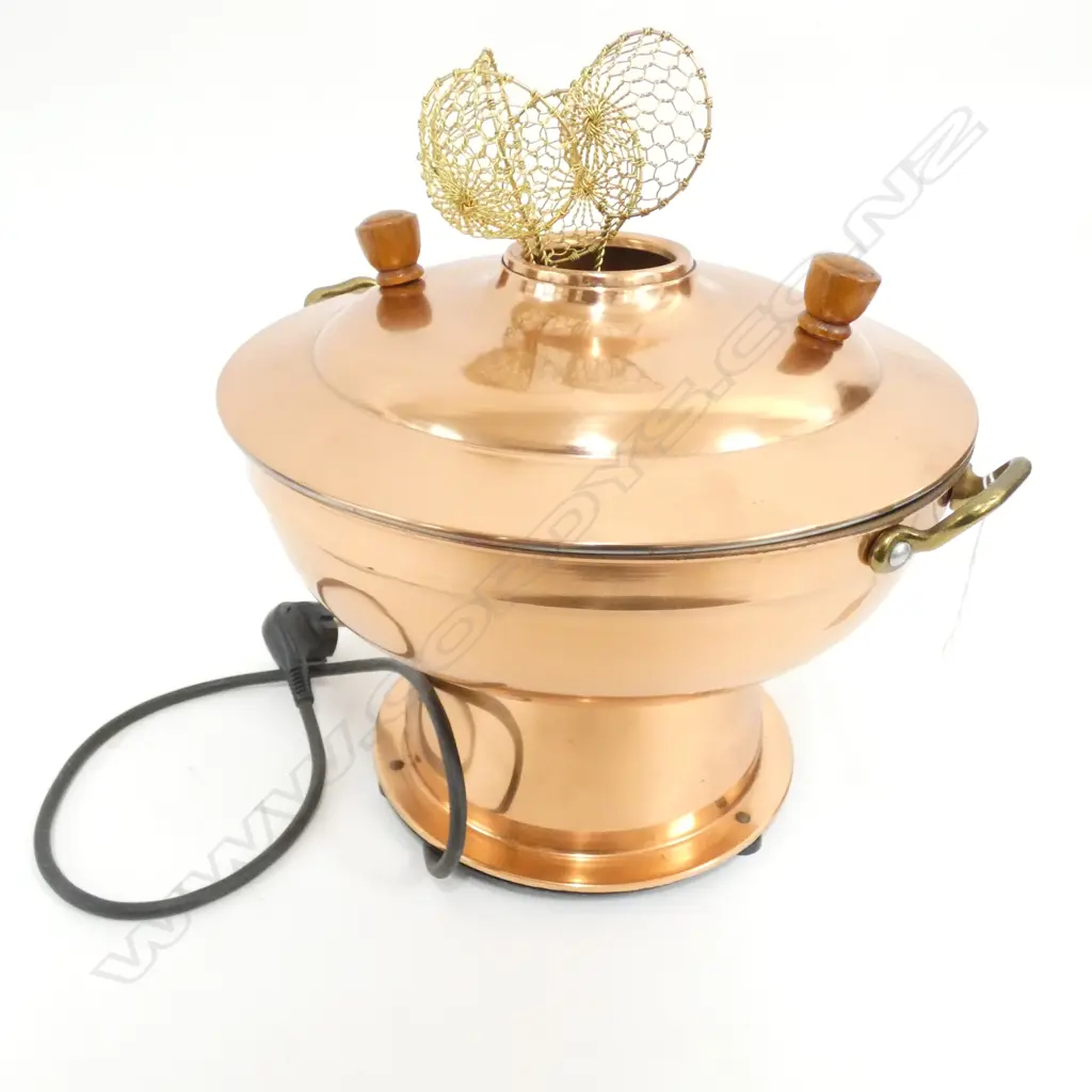 LG SKS DUTCH ELECTRIC COPPER FONDUE POT (DIA. 300MM) & 4 SM WIRE BASKETS ... Image 1++