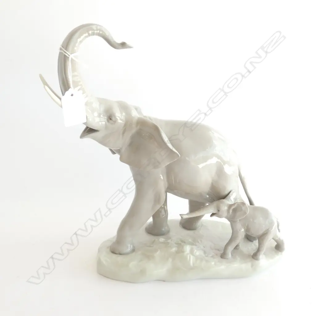 LLADRO '2 ELEPHANTS' #1151 H.300mm Image 1++