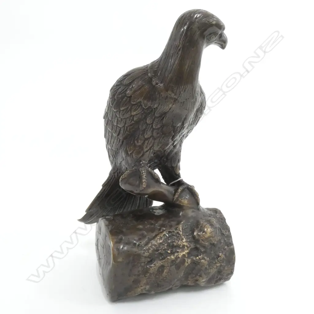 BRONZE EAGLE ON BRANCH H.320mm Image 1++