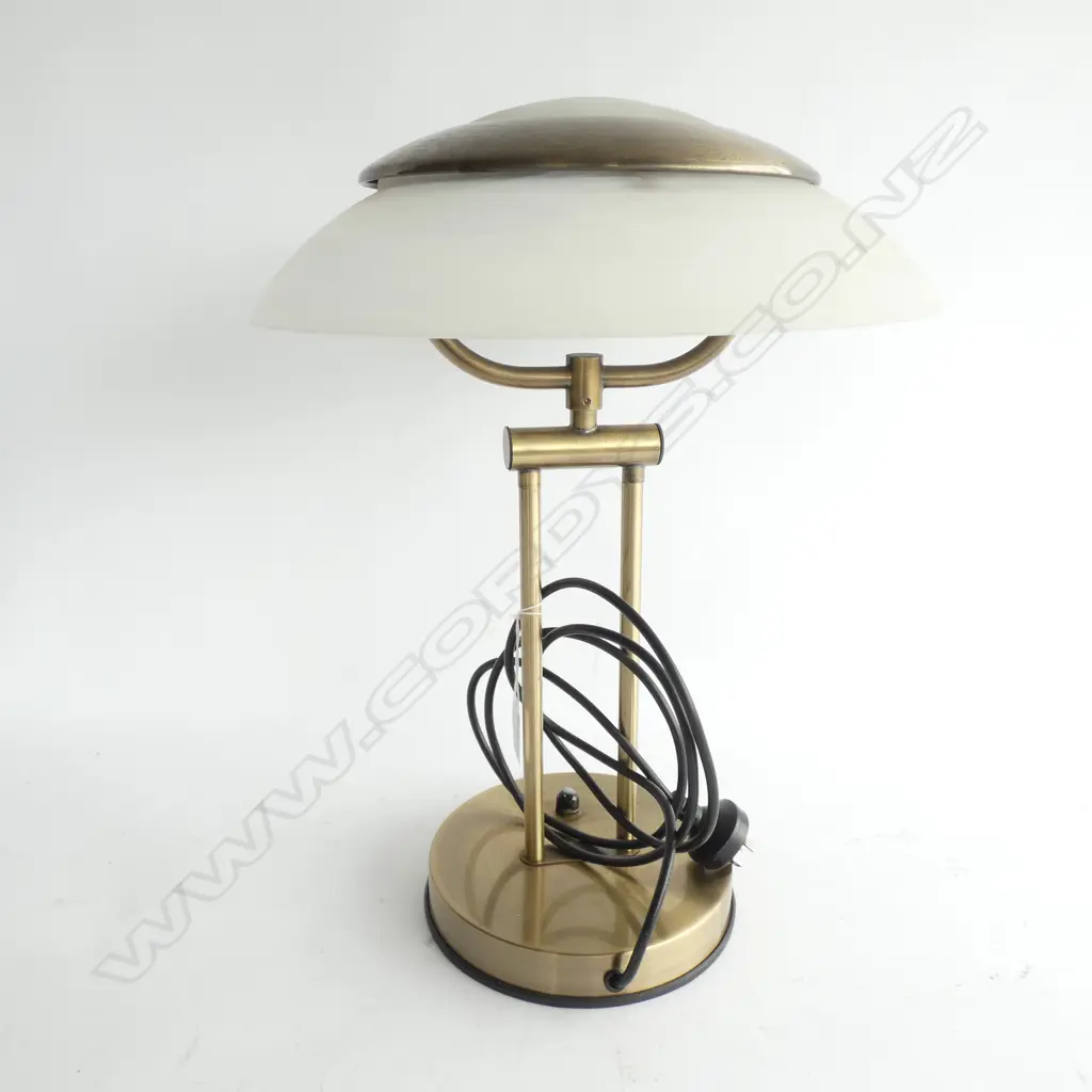 80'S MODERNIST LAMP Image 1++
