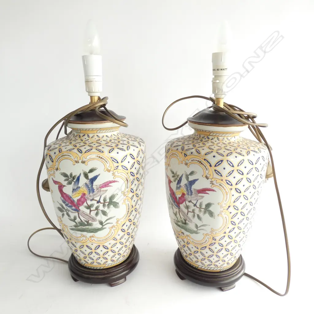 PR VINTAGE ORIENTAL SIDE LAMPS H. 689mm. WORKING Image 1++